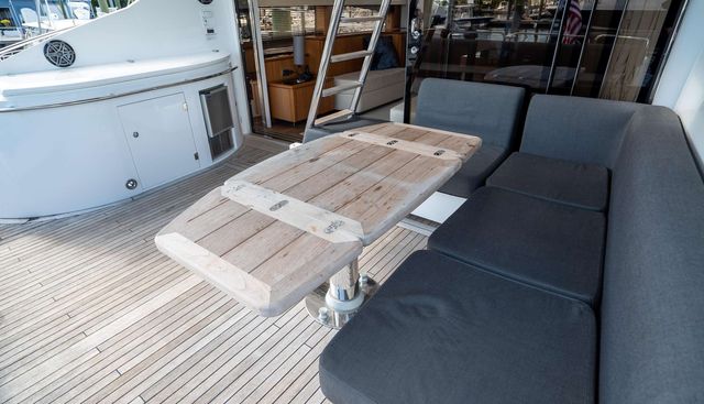 Jimbo Yacht 3