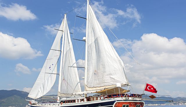 Perla Del Mar II Yacht 5