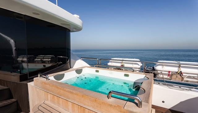 Benik Yacht 2
