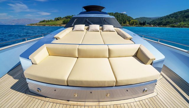 Phantom Yacht 2