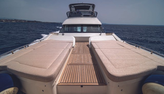 Five weeks Yacht 2