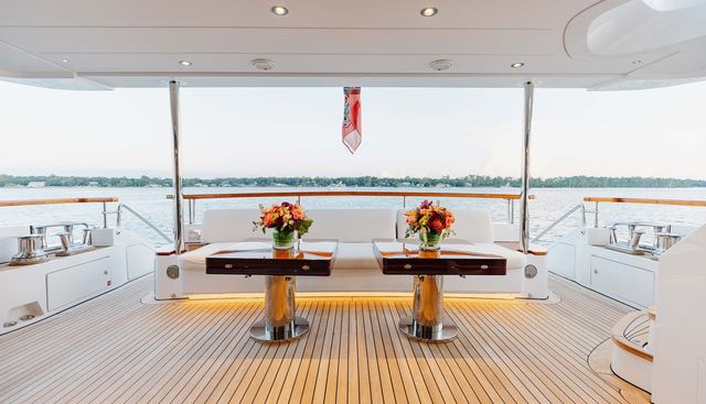 Bella Vita Yacht 4