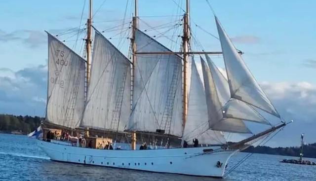 Anny Von Hamburg Yacht 2