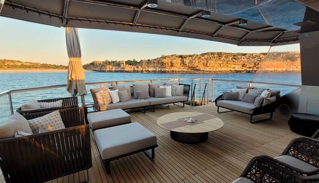 Akiko Yacht 3
