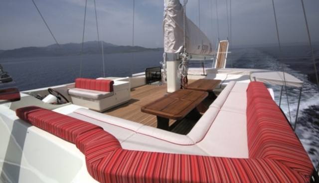 Serenity 86 Yacht 3