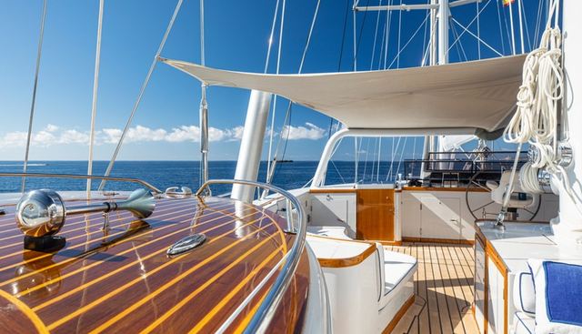 Mikado Yacht 3