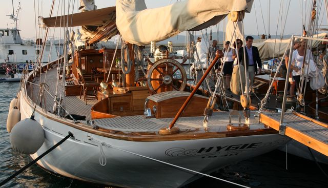 Hyige Charter Yacht - 3