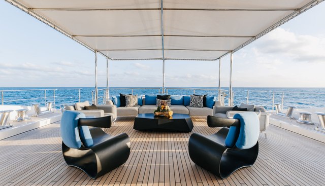 Esmeralda II Yacht 3