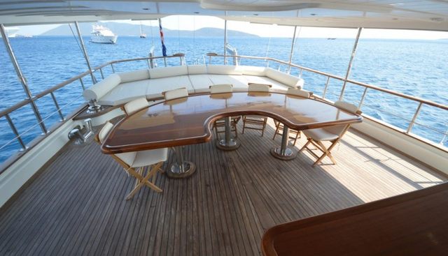 Gul Sultan Yacht 4