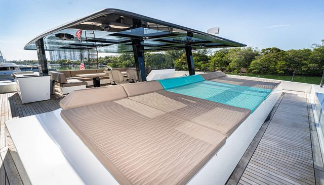 Island Majesty Yacht 2