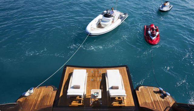 Sullivan's Island Yacht 4