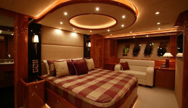 Pearl  Yacht 5