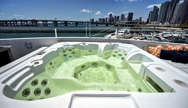 Silent World Yacht 3