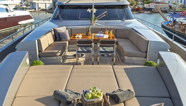 Toy Yacht 2
