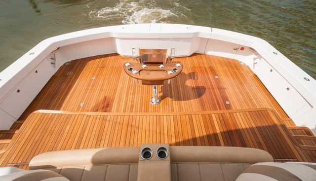 Touche Yacht 5
