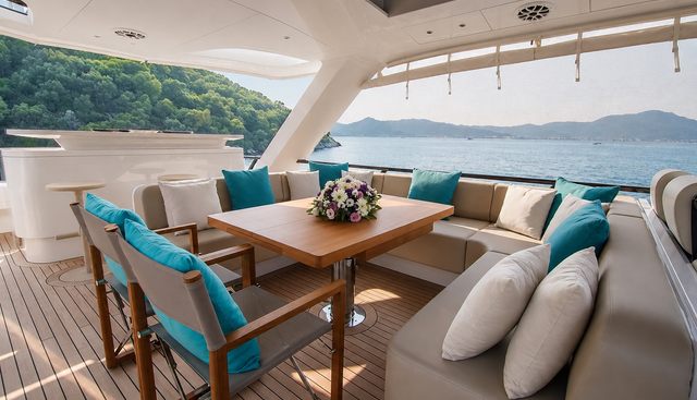 Wedge Yacht 4
