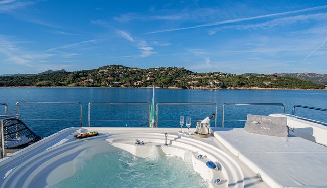 Ethna Yacht 3