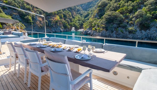 Mim Saka Yacht 3