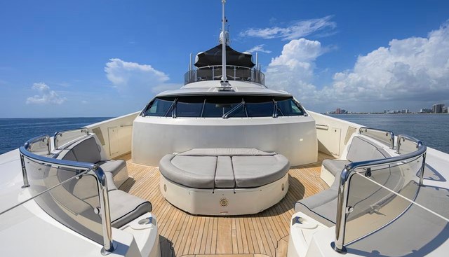 Natural 9 Yacht 2