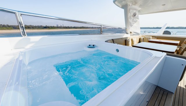 The Clubhouse Yacht 2