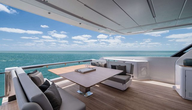 5 Palms Yacht 4