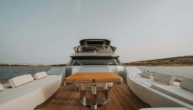 Venus Yacht 2