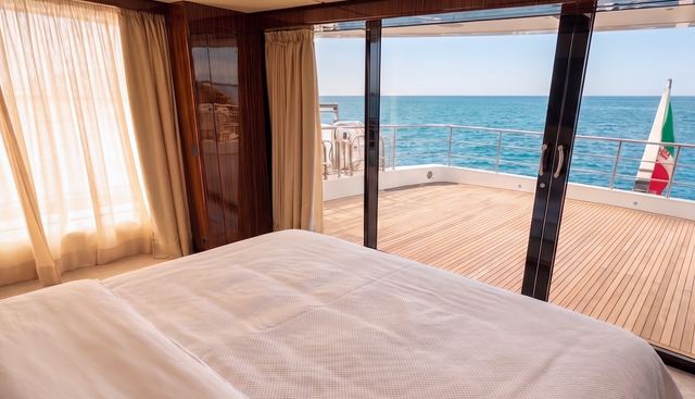 Enjoy Yacht 5