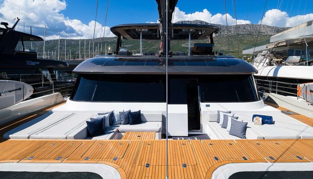 n+1 Yacht 2