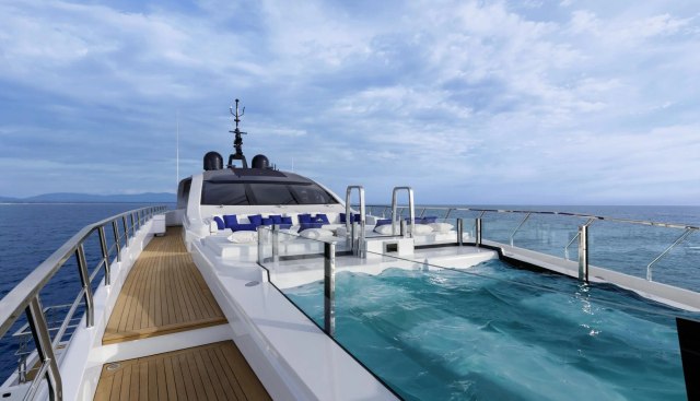 She's a 10 Too Yacht 2