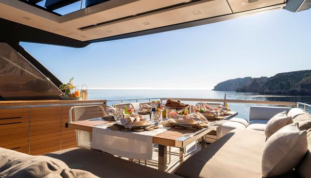 Aura I Yacht 3