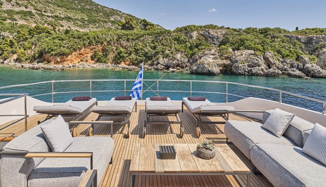 Four Joys Yacht 4