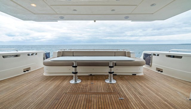 Bon Bon Yacht 4