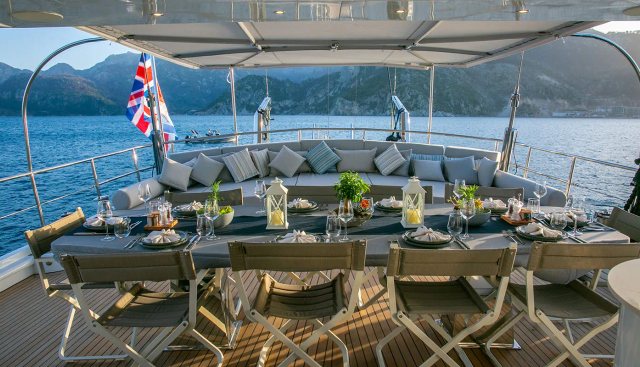 Good Life Yacht 4