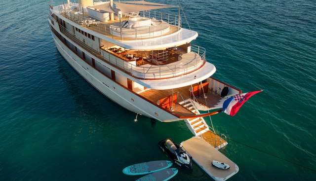 Bellezza Yacht 5