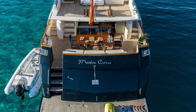 Mr Corn Yacht 3