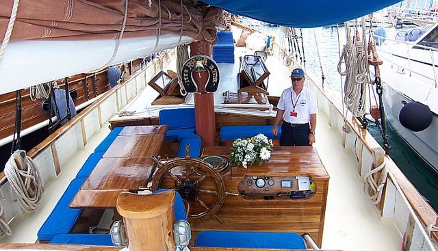 Rhea Yacht 3