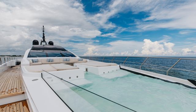 GoldenEye Yacht 2