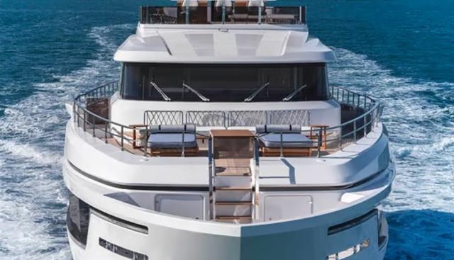 Twins Yacht 2