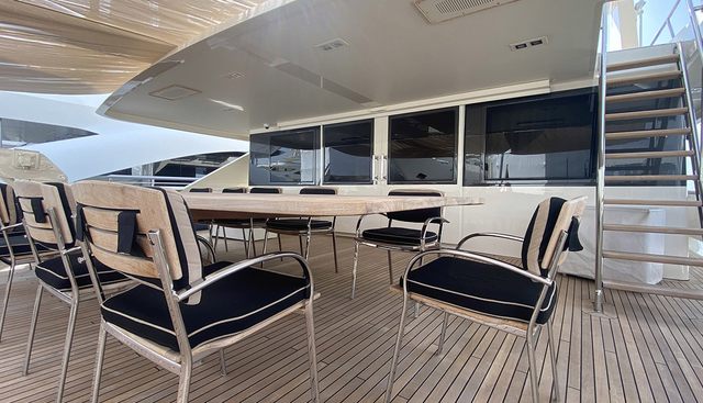 Cloud Atlas Yacht 4