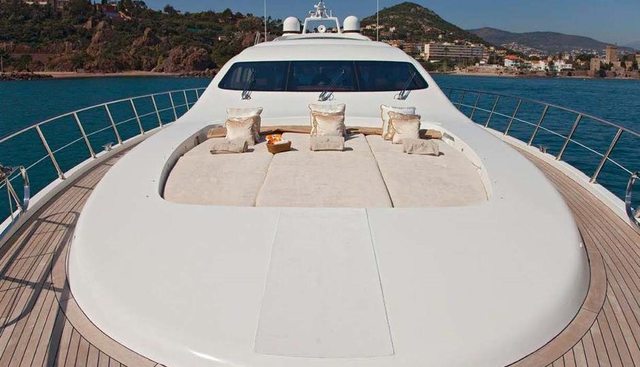 Yot Capri Yacht 2