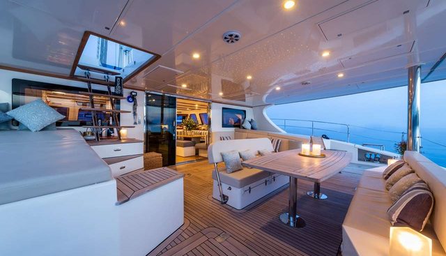 Ombre Blu 3 Yacht 3