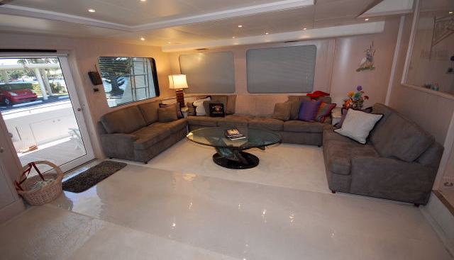 Prime Time VII Yacht 4
