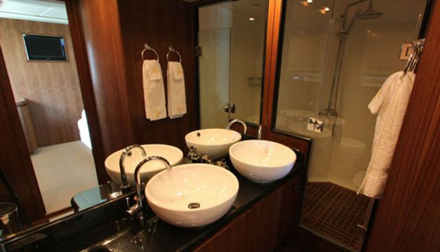 Midas Touch Charter Yacht - 8