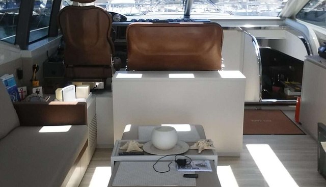 Zipi Zape Yacht 4