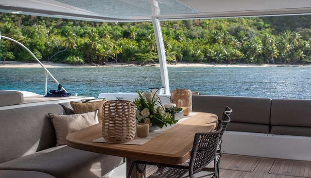 C'est La Vie Yacht 4