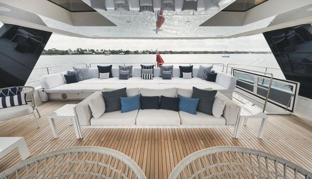 NJoy Yacht 3