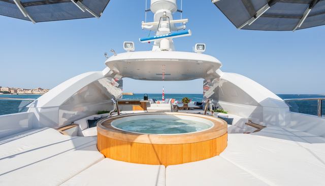 Maximilian MMIV Yacht 2