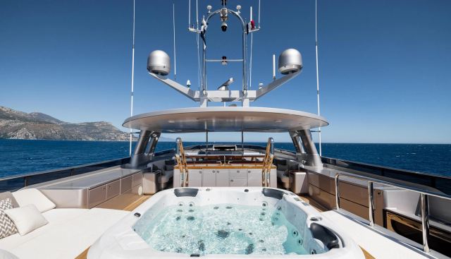 Aura Yacht 3
