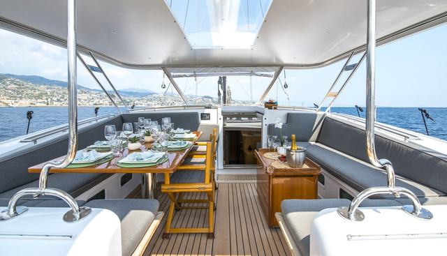Lady 8 Yacht 2