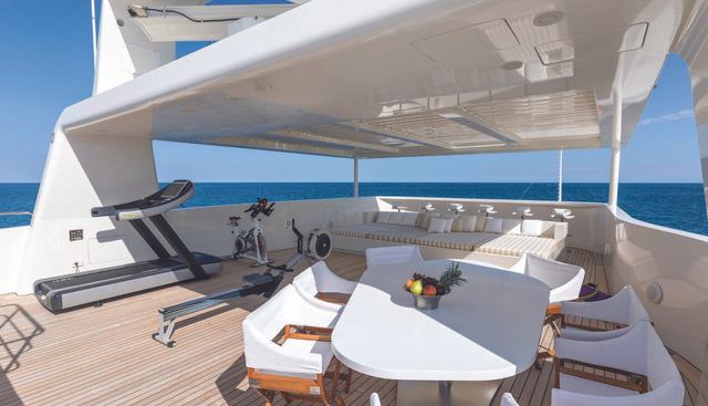 Vicky Yacht 4